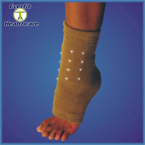D WICKS SLIP ON MAGNETIC ANKLE SUPPORT
