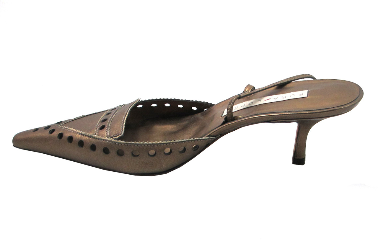 pointed toe small heel