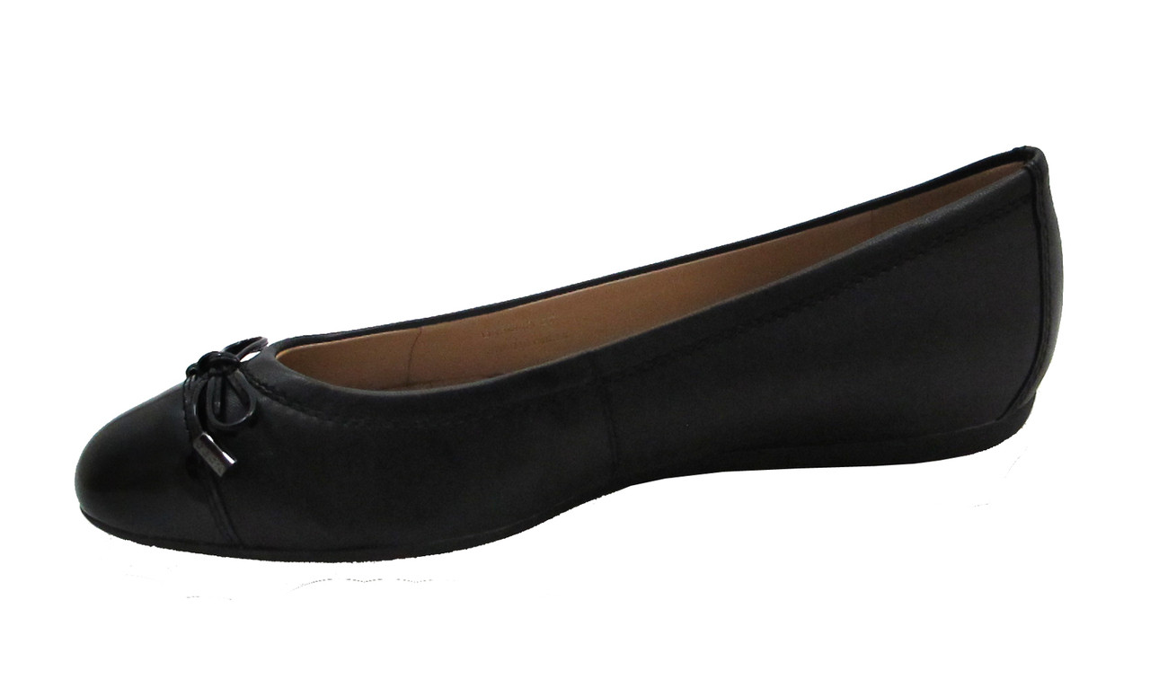 Respira Dlola L - Nappa Patent Leather Flat Ballet shoes in Grey or Black