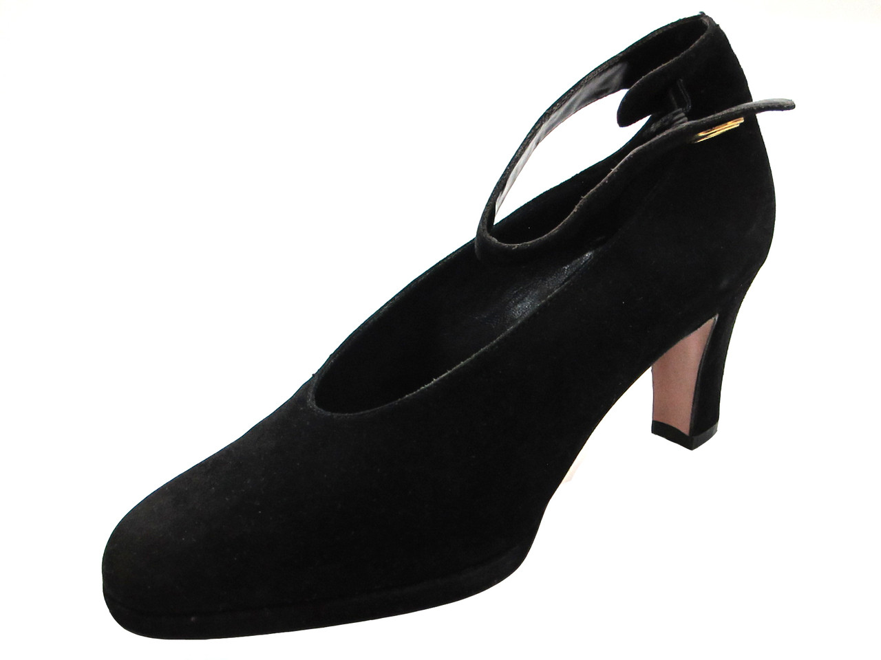 black shoes mid heel