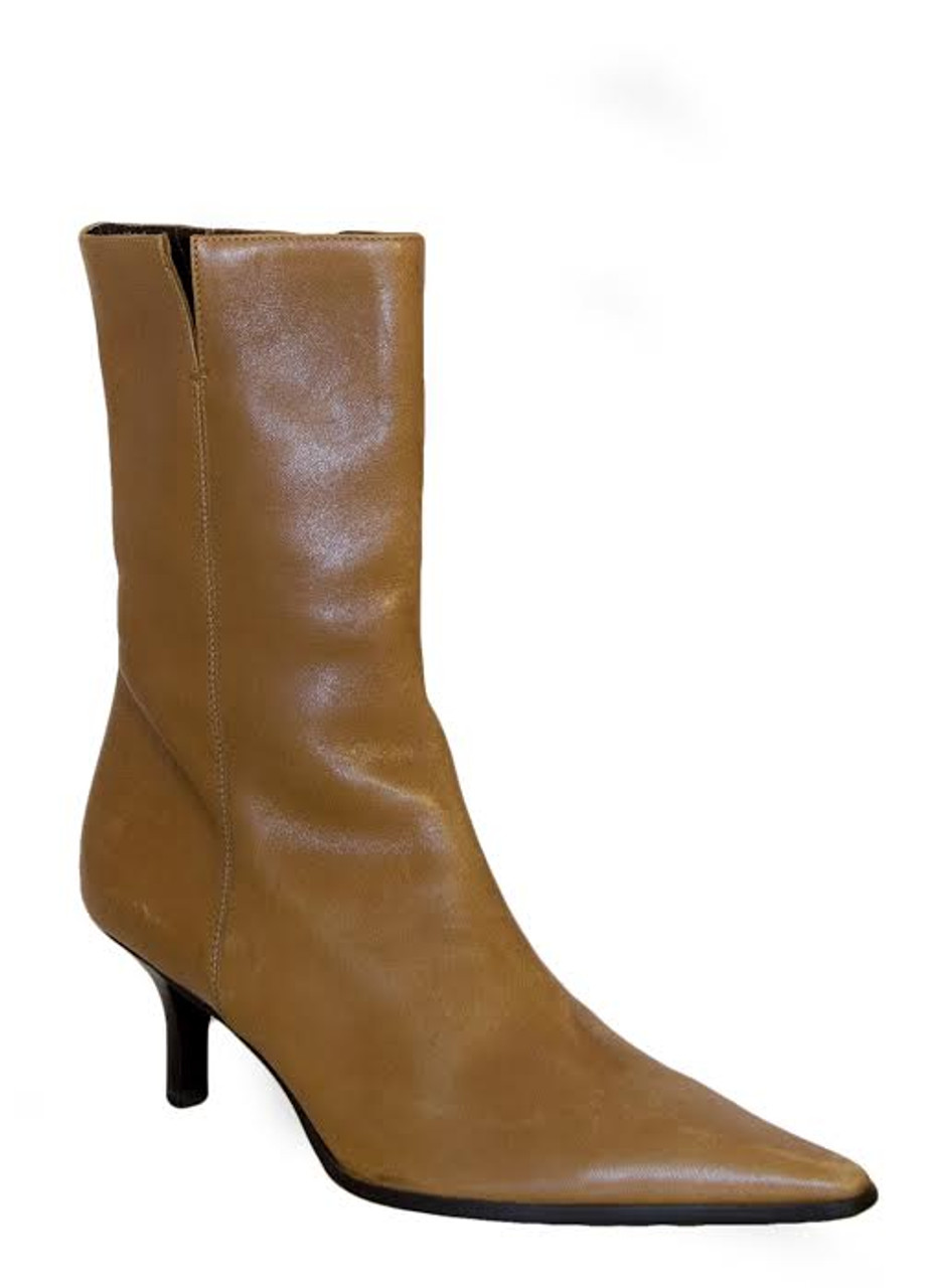 tan heeled boots