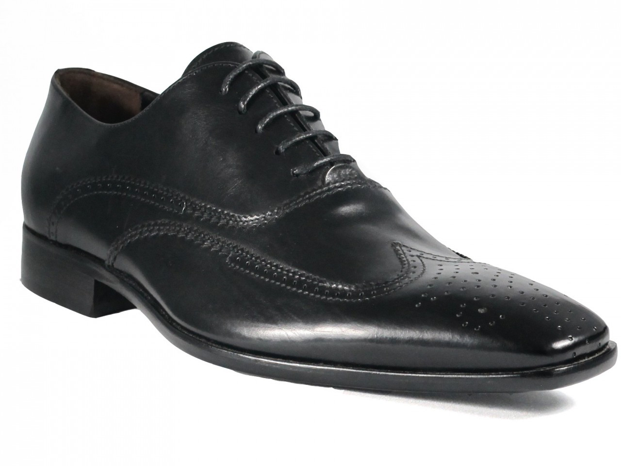 designer wingtip shoes