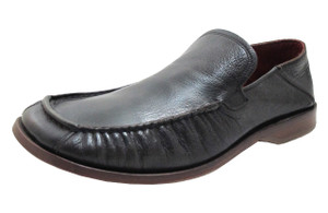 Wots Men's 3361 Italian Leather slip on crinkle moc toe loafers in black