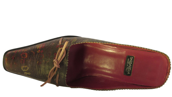 Barbarella 2031 Burgundy/Green