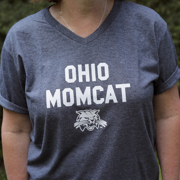 OHIO MOMCAT V-NECK T-SHIRT