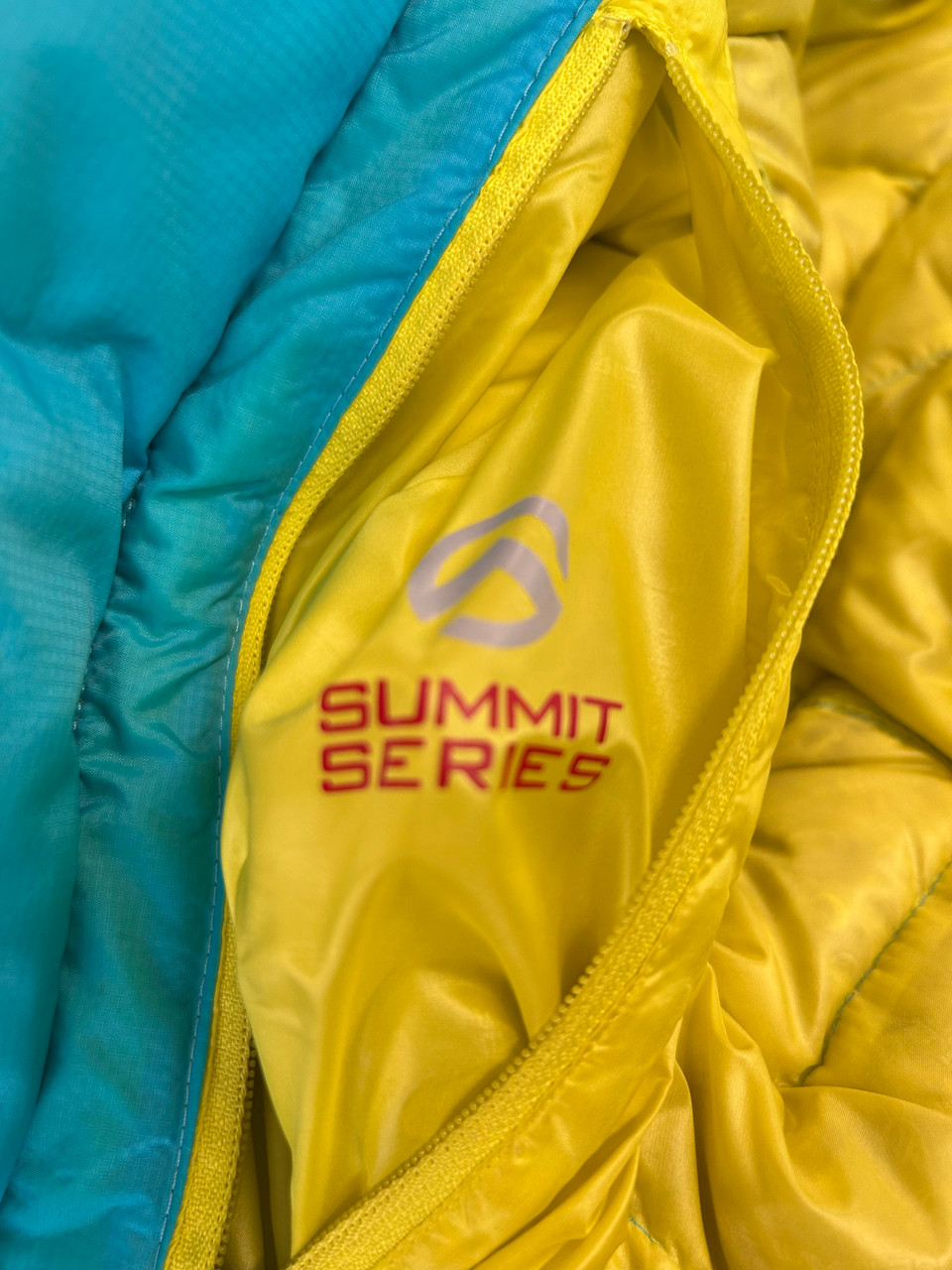 The North Face Summit Series 700 Down Jacket Womens L