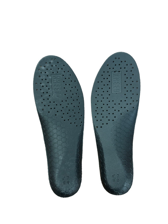 KNEED 2 FIT soles size Wns 9 Mens 7