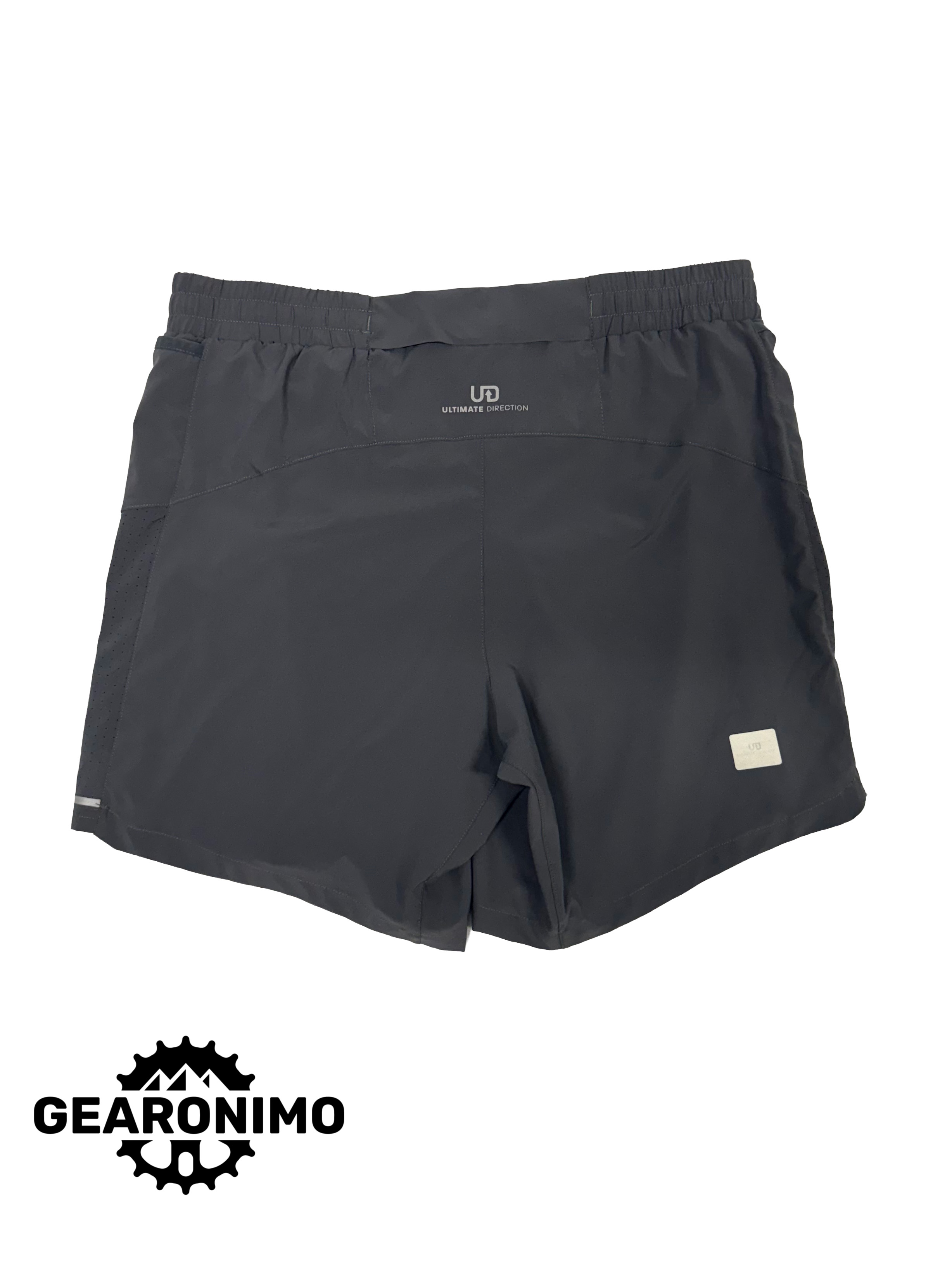 Ultimate Direction Stratus Shorts - Men's Medium