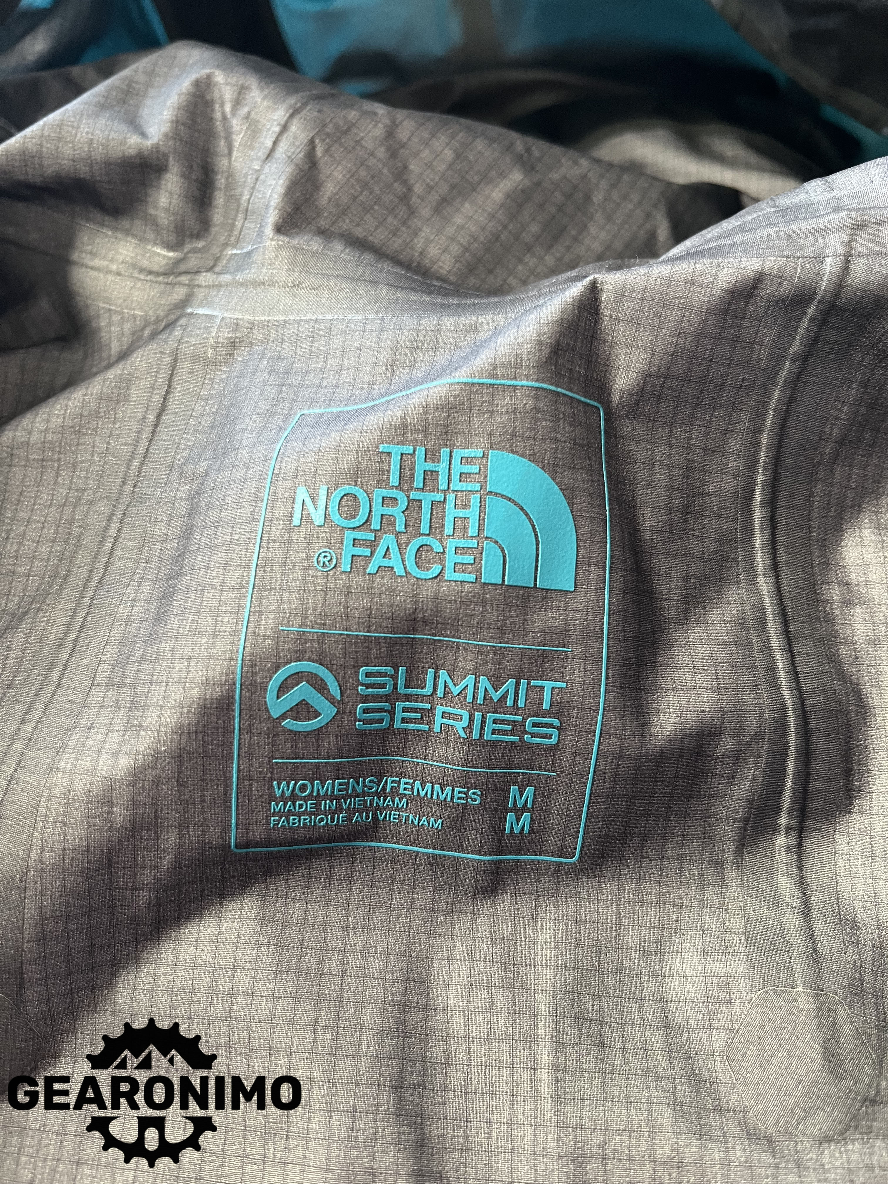 The North Face Summit Series Shell Jacket- Women's Medium