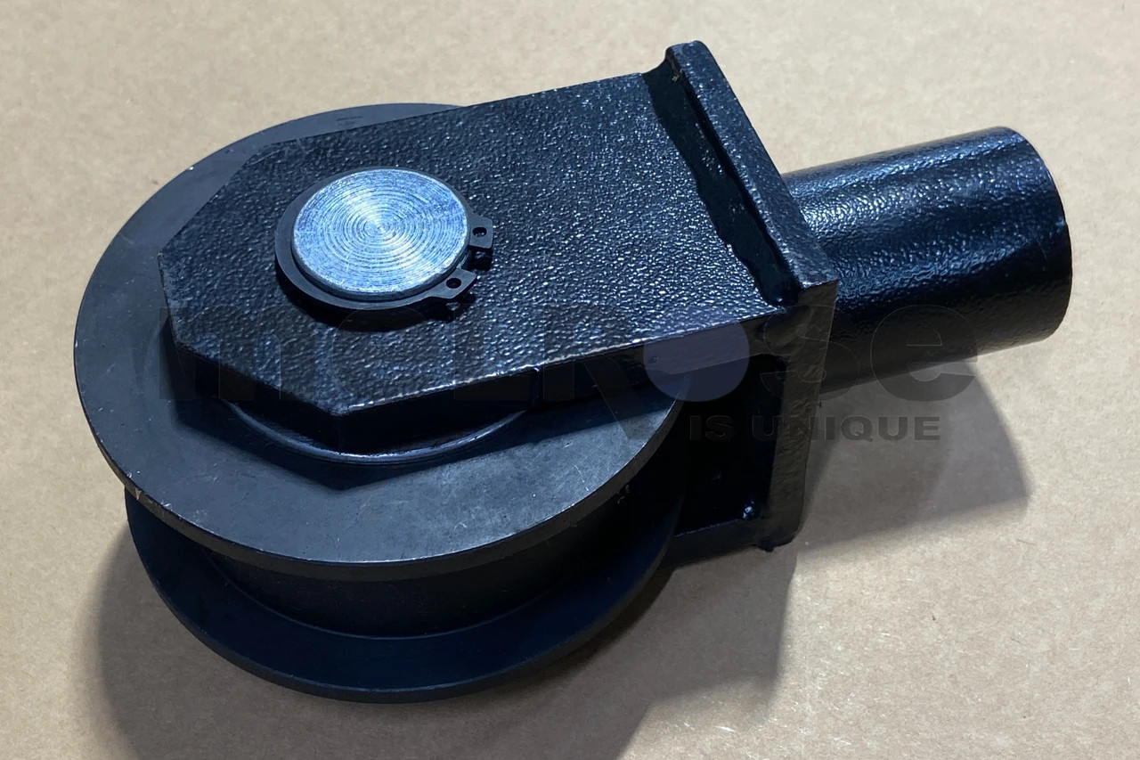 B31033 Challenger Cylinder Rod End Assy.