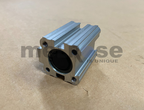 1251041005 Challenger Air Cylinder, Lock Release
