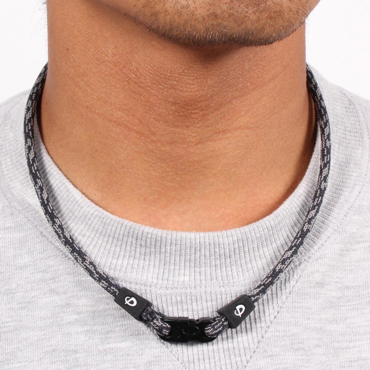 Phiten Carbonized Titanium Chain Necklace - Corrosion-Resistant,  Lightweight, Pure Premium Grade for Sports, Gym, and Athletics for Men and  Women, Black | Amazon.com