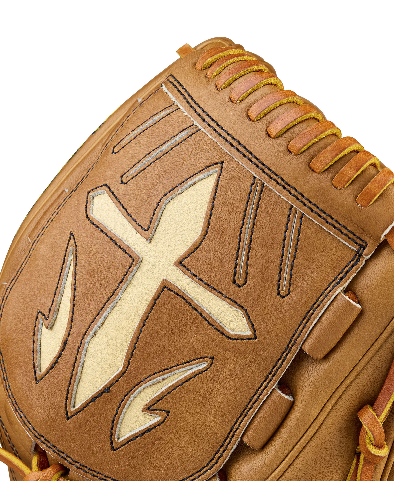Wilson 2026 A2000 Classic Saddle Tan/Blonde 12 Inch B23 Baseball