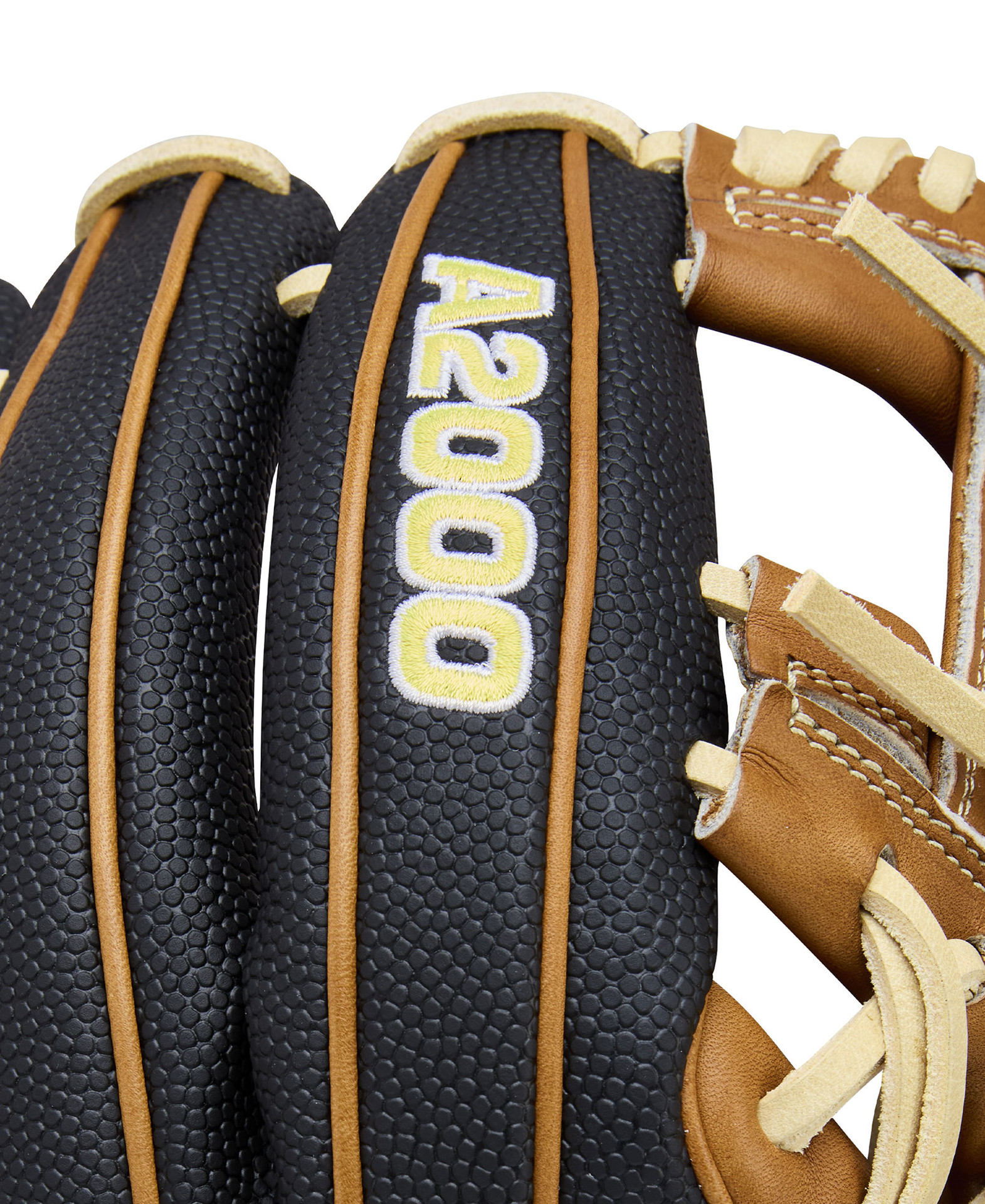 Wilson 2026 A2000 Classic SuperSkin Black/Tan 11.75 Inch 1975