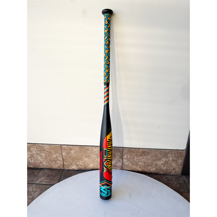 Louisville Slugger 2022 Diva (-11.5) WBL2552010 Fastpitch Softball Bat (Used)