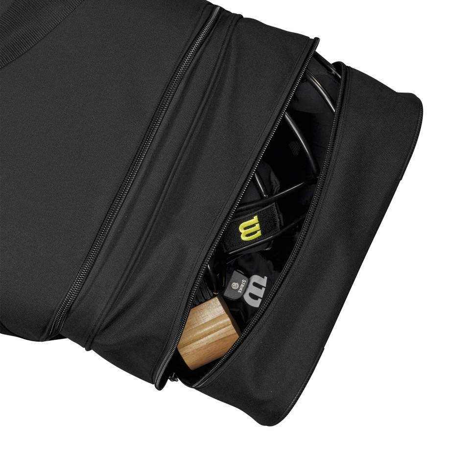 Wilson V2 Baseball/Softball Umpire Bag Wilson V2 Baseball/Softball Umpire Bag