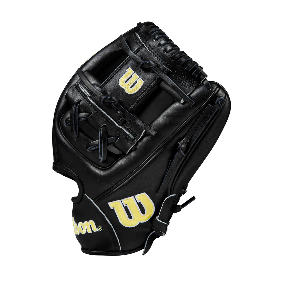 Wilson A2000 Classic Series Black 11.75 Inch 1975 Baseball Glove