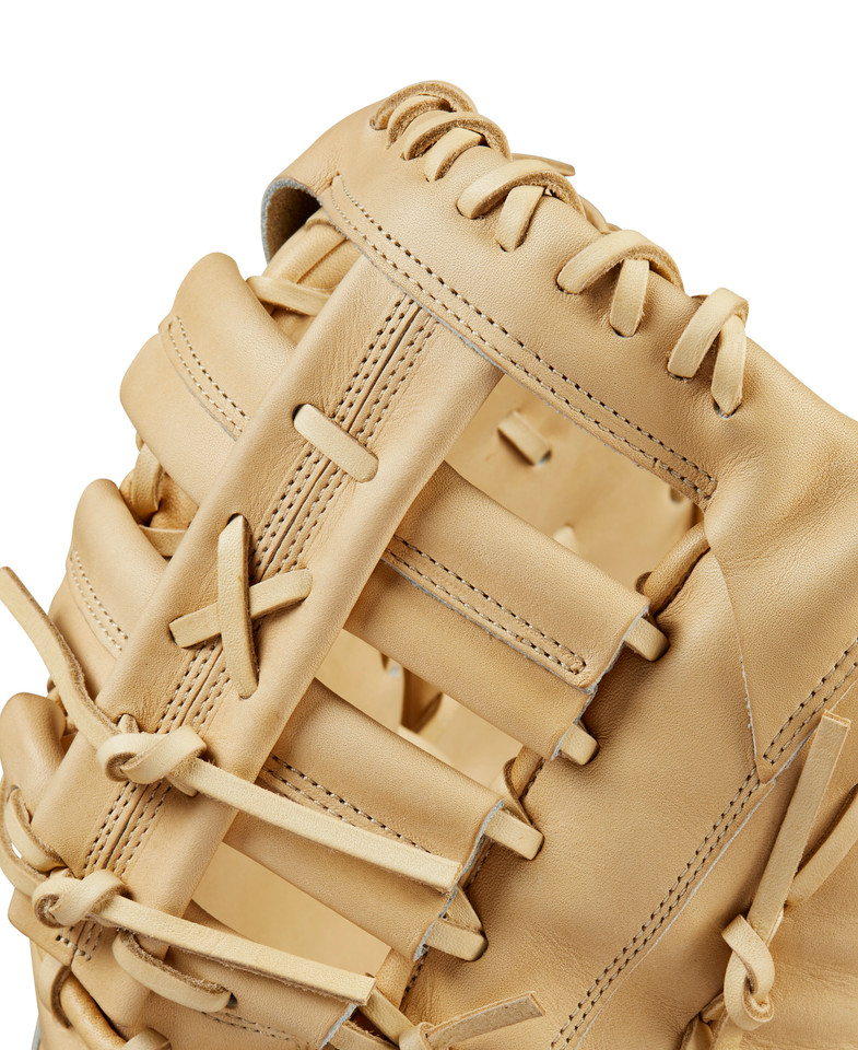 Wilson A2000 Classic Series Blonde 12.5 Inch 1679 Baseball First Base Mitt