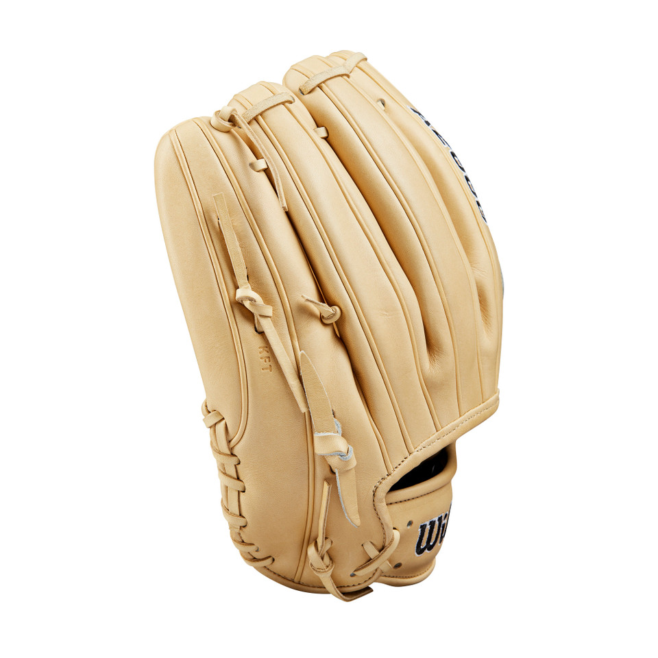Wilson A2000 Classic Series Blonde 12 Inch B2 Baseball Glove