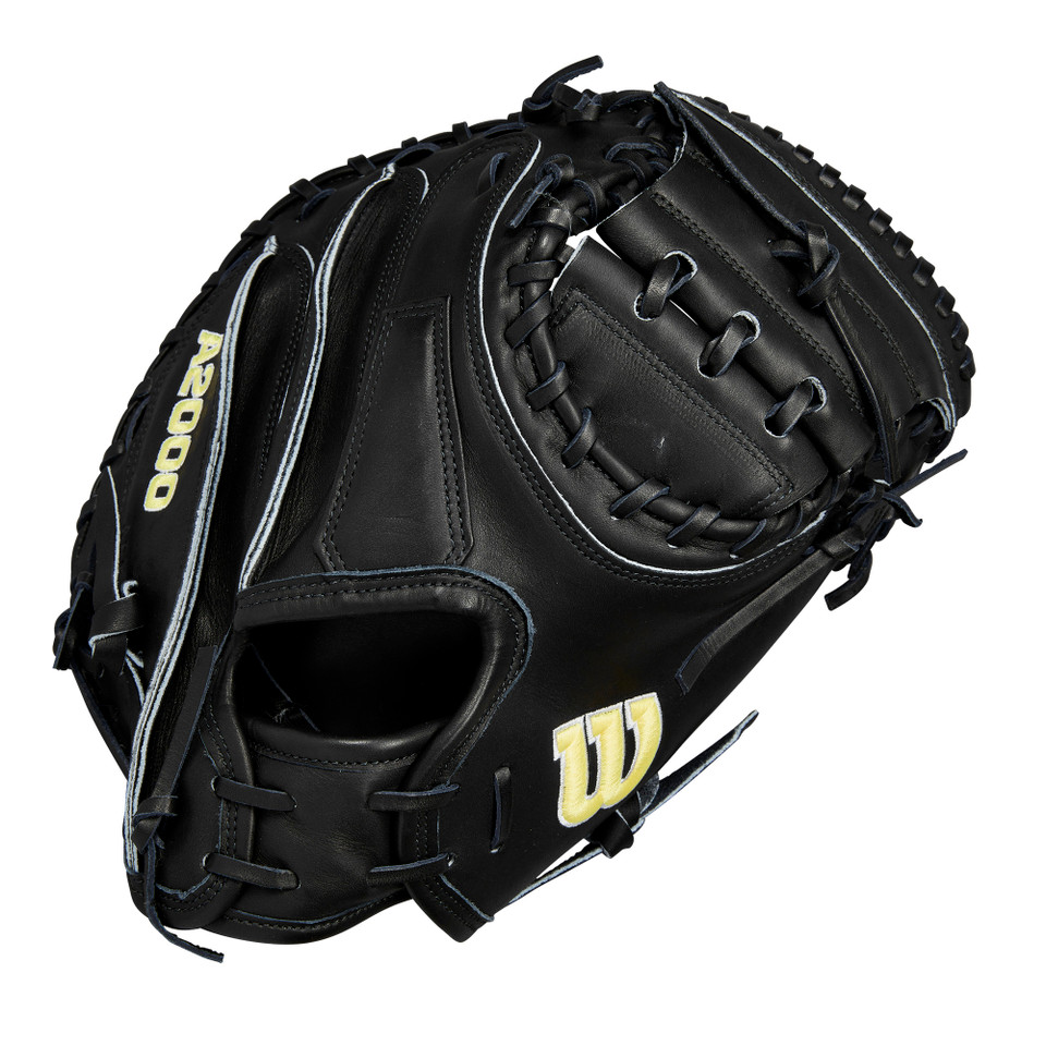 Wilson A2000 Classic Series Black 33.5 Inch M23 Baseball Catcher's Mitt