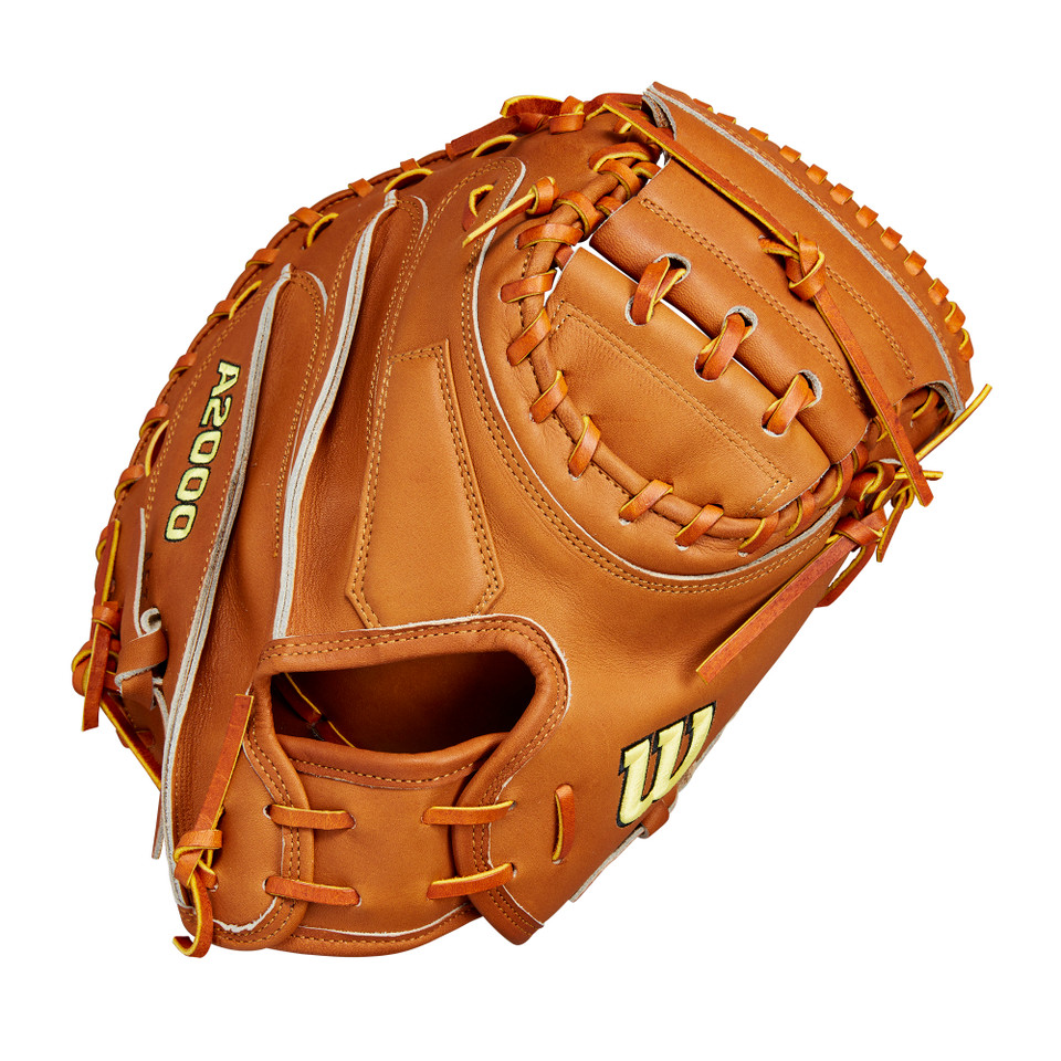 Wilson A2000 Classic Series Saddle Tan 33.5 Inch M23 Baseball Catcher's Mitt