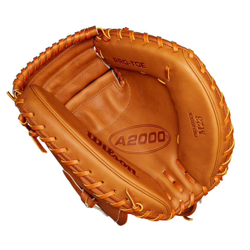 Wilson A2000 Classic Series Saddle Tan 33.5 Inch M23 Baseball Catcher's Mitt