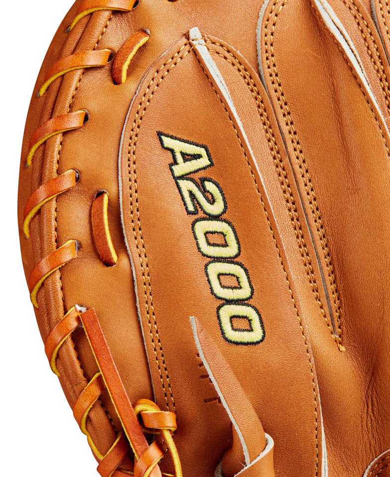 Wilson A2000 Classic Series Saddle Tan 33.5 Inch M23 Baseball Catcher's Mitt