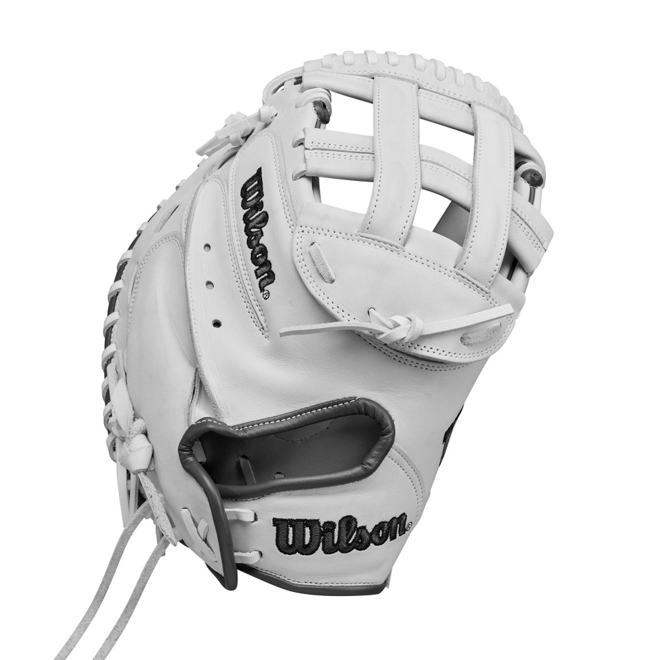 Wilson 2025 A1000 Series 33 Inch CM33 Fastpitch Softball Catcher's Mitt