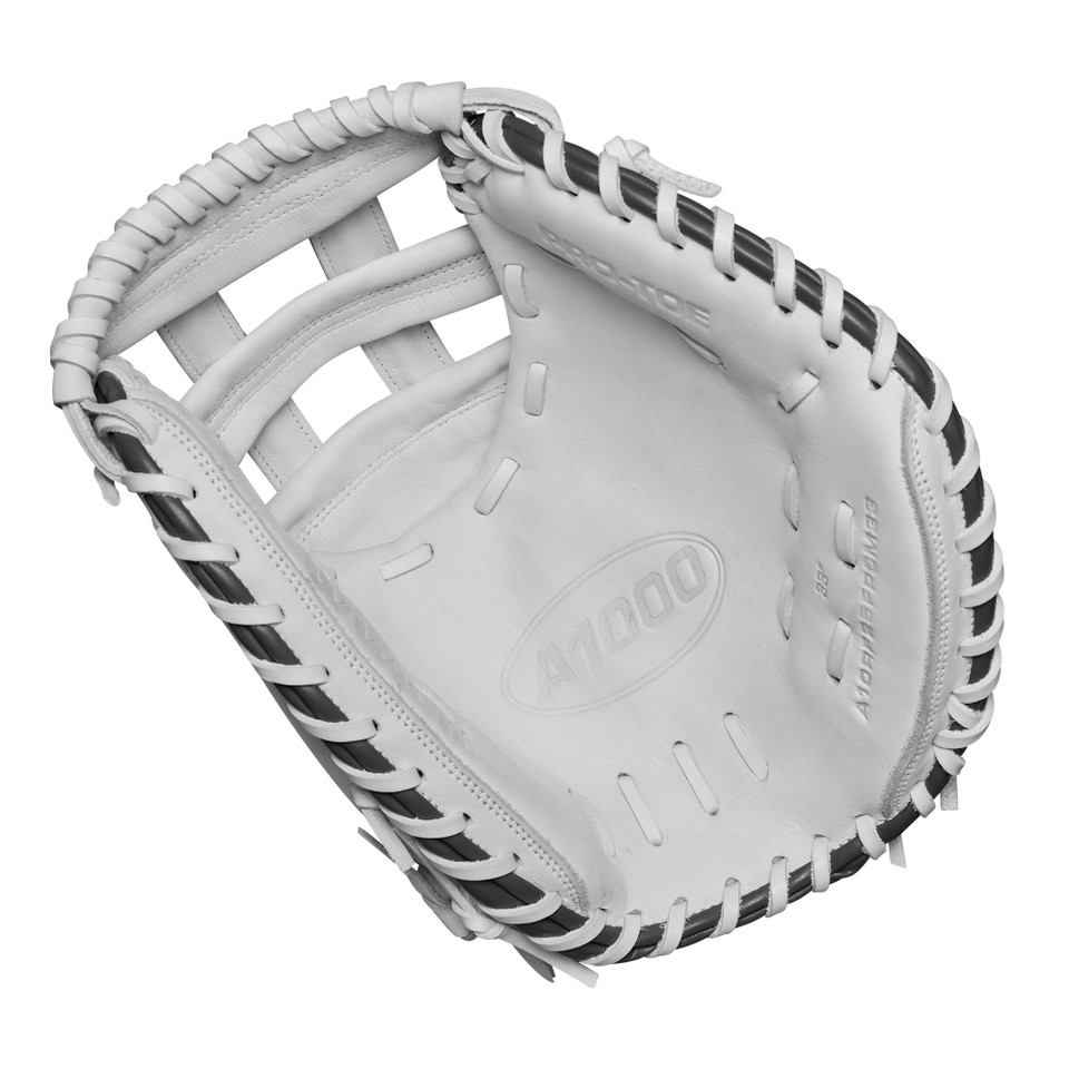 Wilson 2025 A1000 Series 33 Inch CM33 Fastpitch Softball Catcher's Mitt