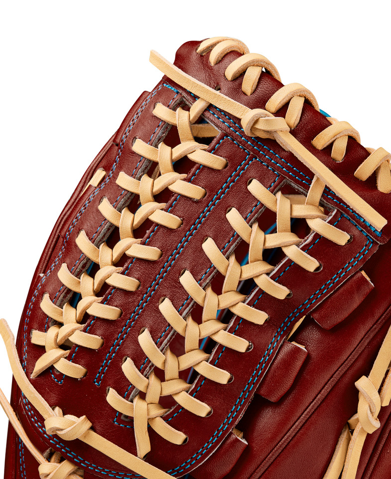 Wilson 2024 Winter A2000 Series 11.75 Inch D33 Baseball Glove