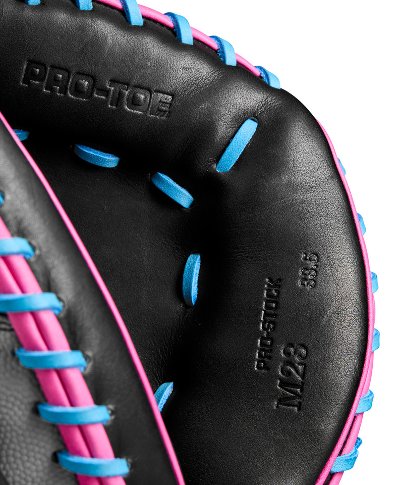 Wilson 2025 Spring A2000 Series 33.5 Inch M23 Baseball Catcher's Mitt
