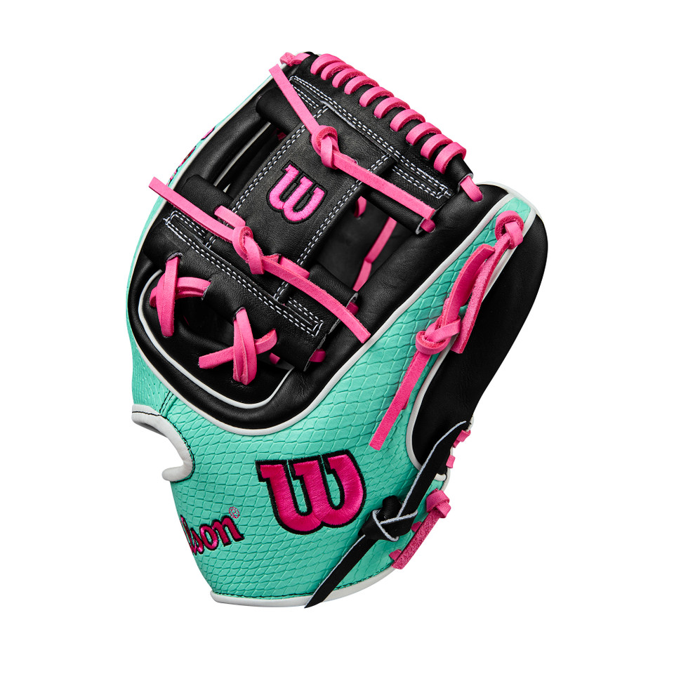 Wilson 2025 Summer A2K SuperSnakeSkin 11.5 Inch 1720SS Baseball Glove
