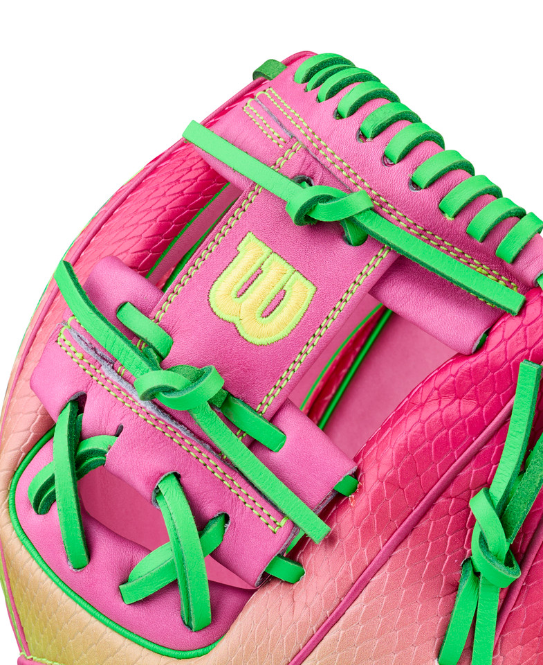 Wilson 2025 Cherry Limeade A2000 11.5 Inch 1786SS Baseball Glove
