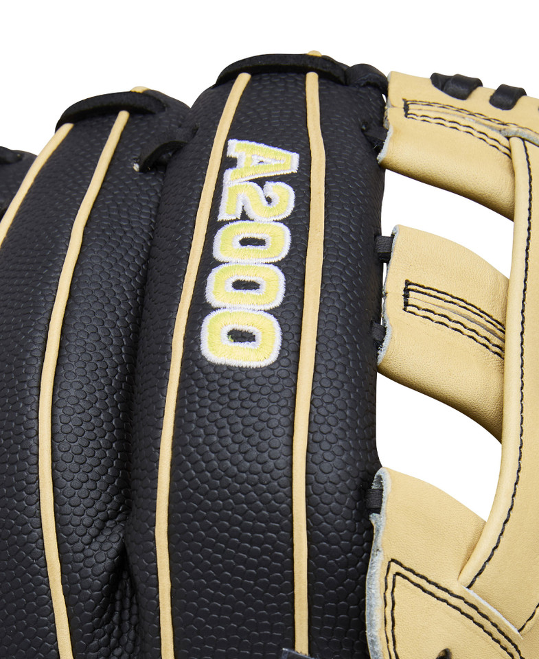 Wilson 2026 A2000 Classic SuperSkin Black/Blonde 12 Inch DW5 Baseball Glove