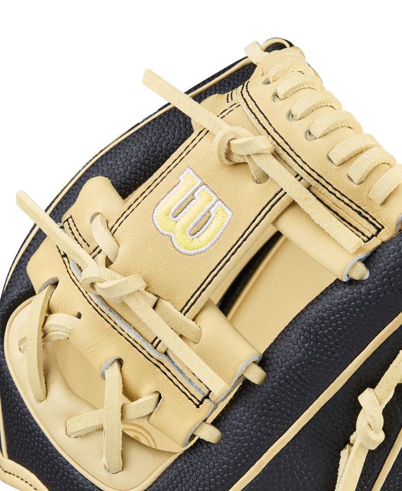 Wilson 2026 A2000 Classic Pedroia Fit Black/Blonde 11.5 Inch DP15 Baseball Glove