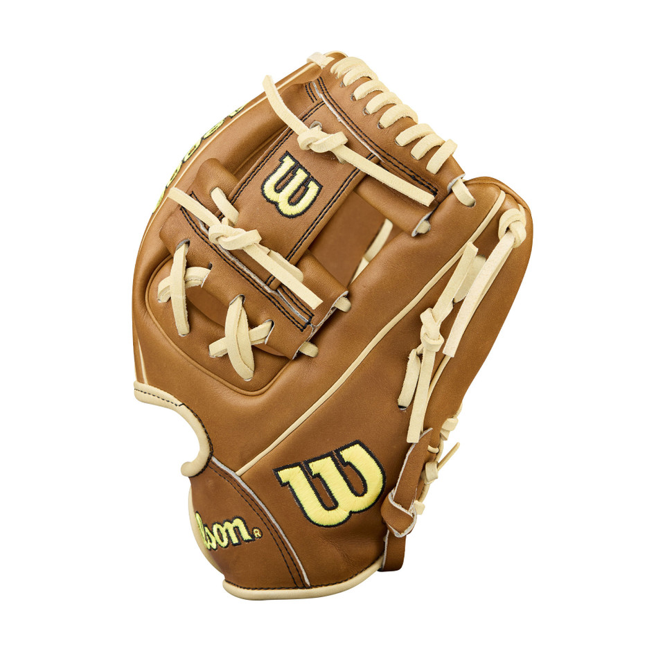 Wilson 2026 A2000 Classic Pedroia Fit Tan/Blonde 11.5 Inch DP15 Baseball Glove