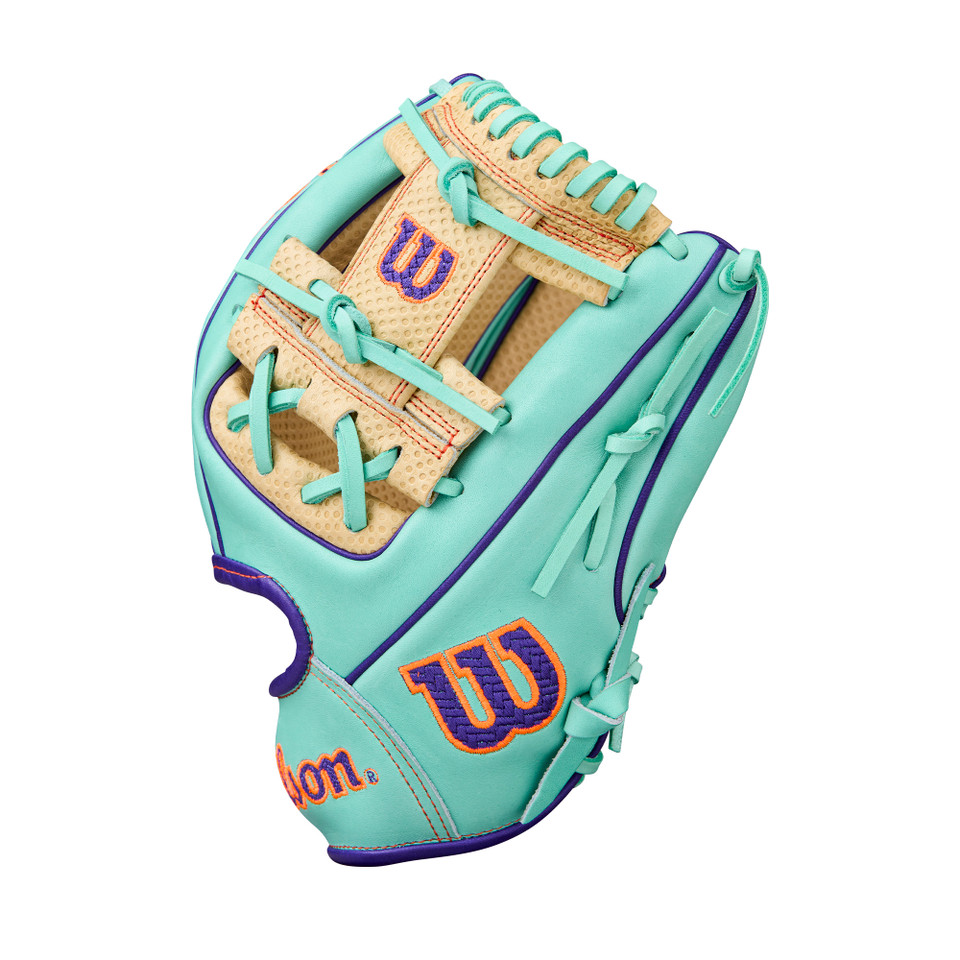 Wilson 2025 Winter A2000 Spin Control 11.5 Inch 1786 Baseball Glove