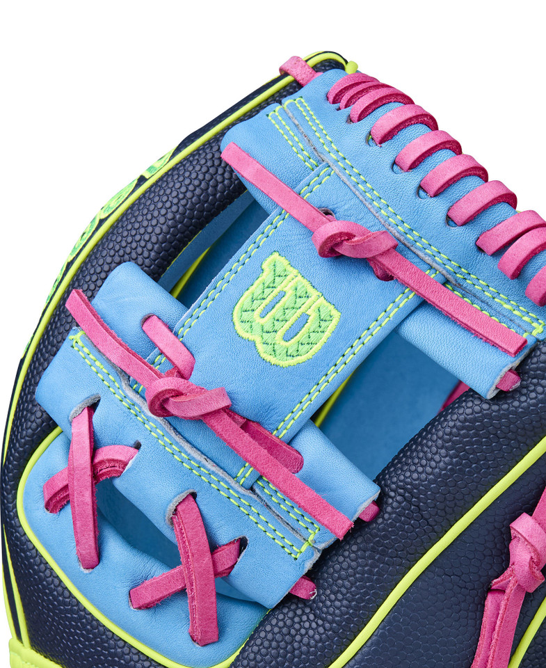 Wilson 2025 Winter A2000 SuperSkin 11.5 Inch 1786SS Baseball Glove