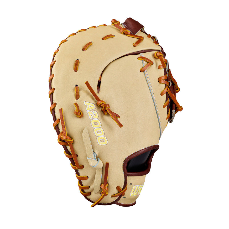 Wilson 2027 A2000 Series 13 Inch 1673 Baseball First Base Mitt