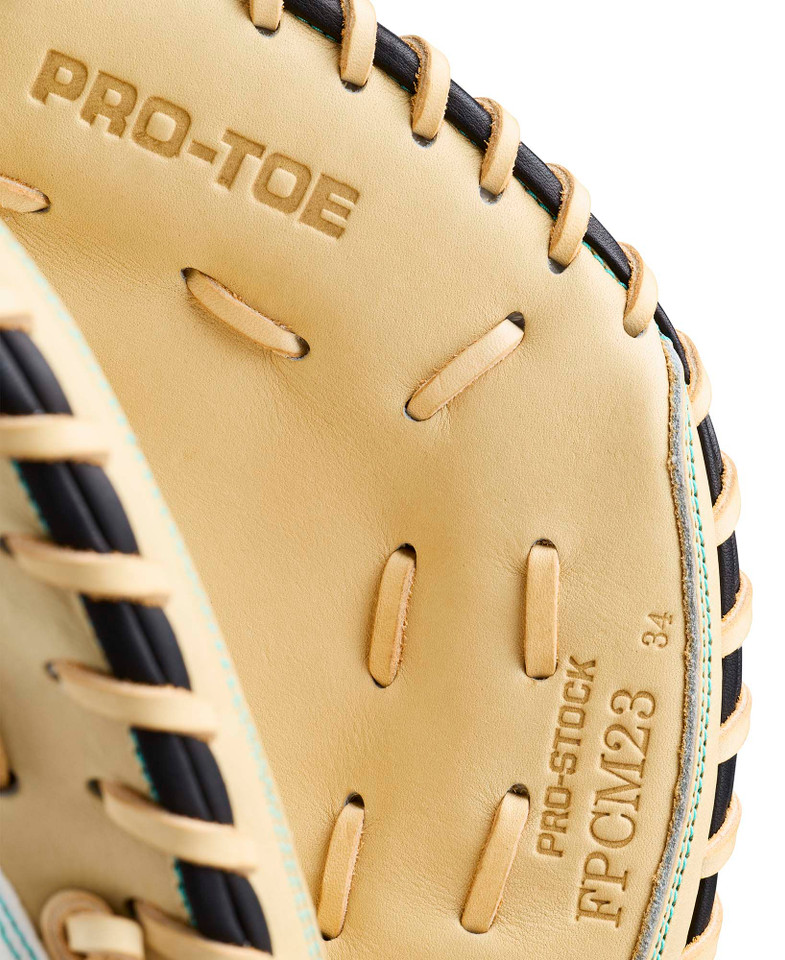 Wilson 2027 A2000 Superskin 34 Inch FPCM23SS Fastpitch Softball Catcher's Mitt