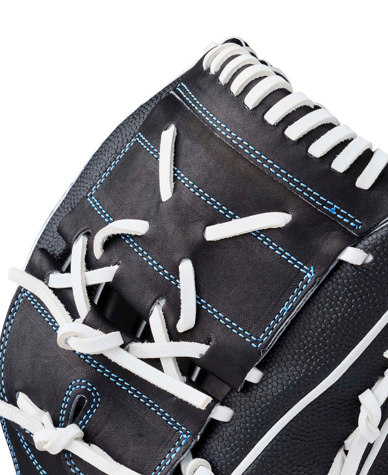Wilson 2027 A2000 Superskin 12.25 Inch FPB25SS Fastpitch Softball Glove
