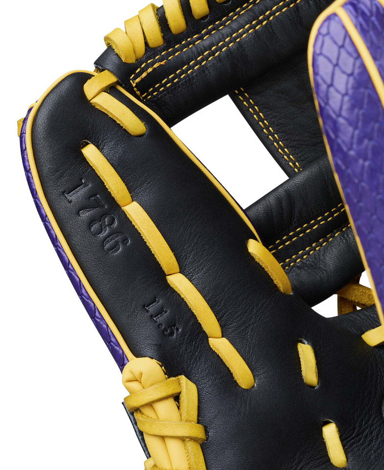 Wilson 2027 A1000 Mamba 2.0 11.5 Inch 1786 Baseball Glove