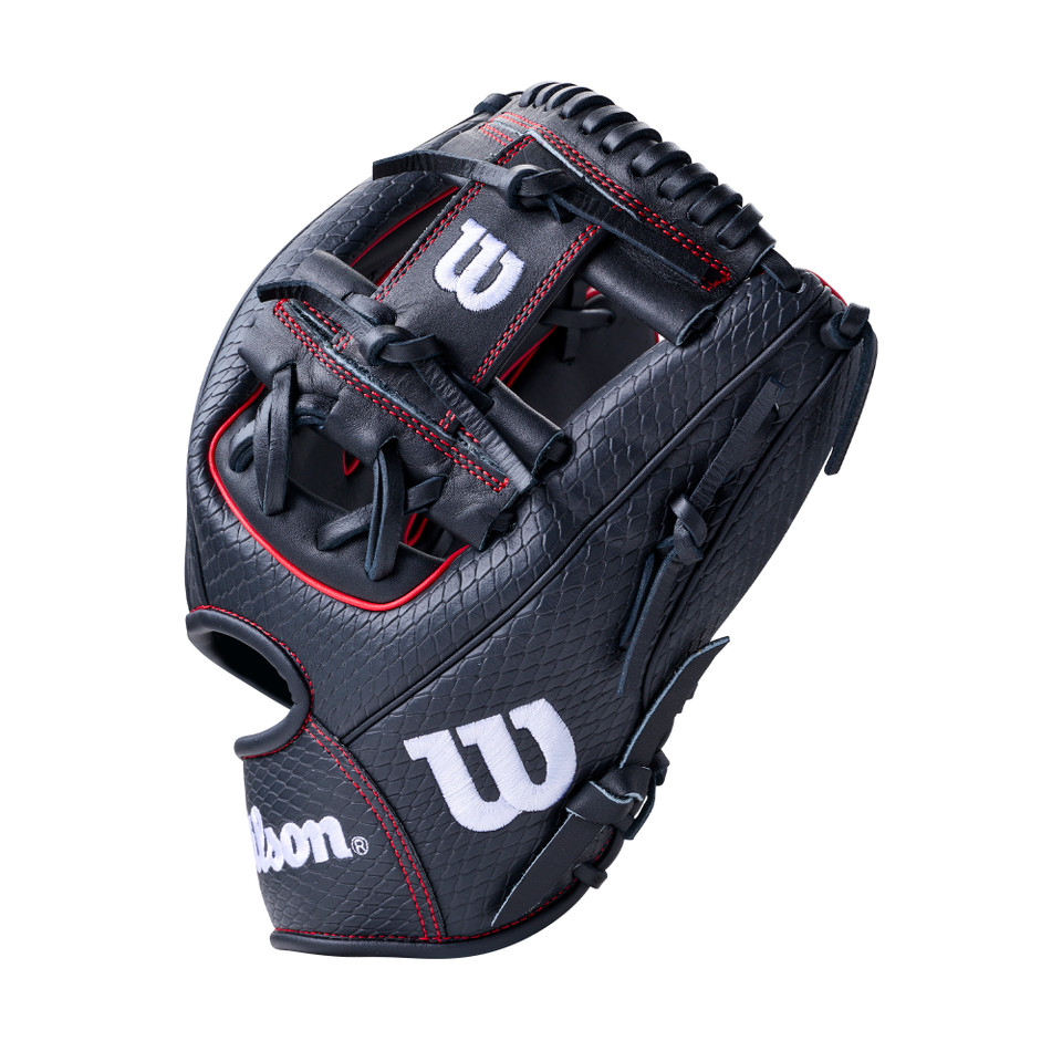 Wilson 2027 A1000 Series 11.75 Inch 1975 Baseball Glove