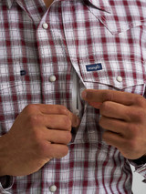 WRANGLER MENS PERFORMANCE SNAP LONG SLEEVE SHIRT PINOT RED 2368290