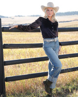 CINCH WOMENS GIRLFRIEND FIT SNAP FRONT SHIRT BROWN VELVET CTW7525001