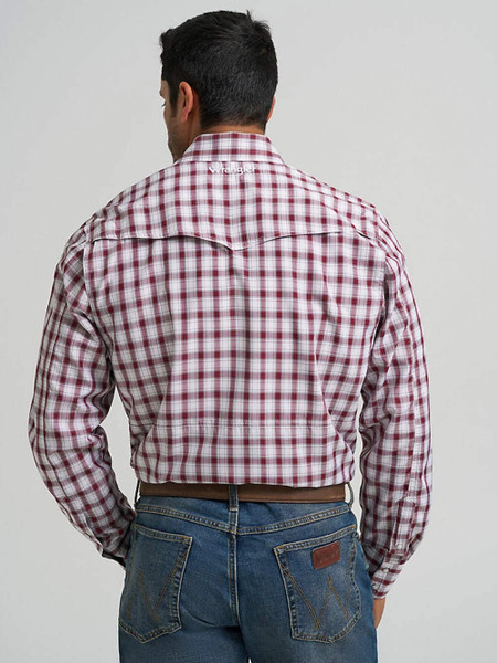 WRANGLER MENS PERFORMANCE SNAP LONG SLEEVE SHIRT PINOT RED 2368290