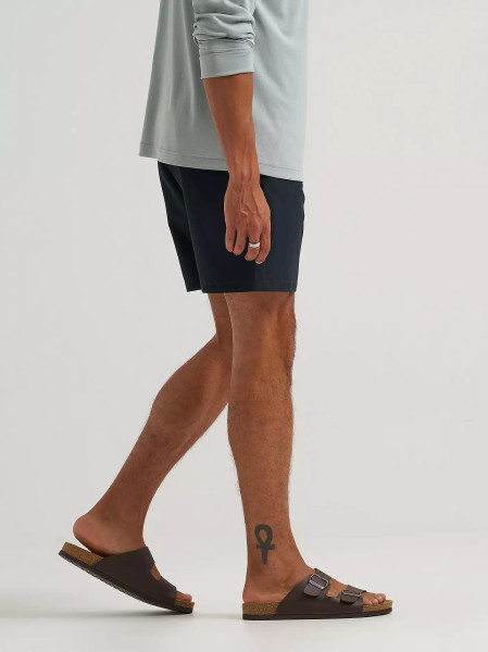 WRANGLER ATG MENS GYM TO TRAIL SHORT JET BLACK 112361441