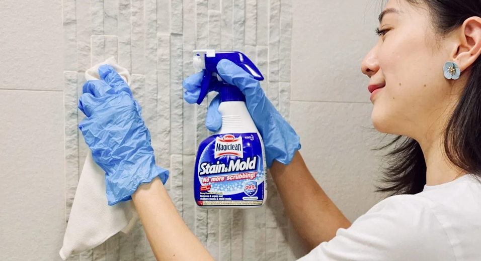    Revolutionize Your Bathroom Cleaning Routine with Magiclean Stain and Mold Cleaner