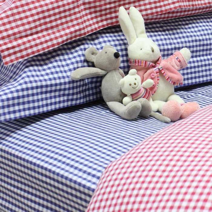 100\u0026 Cotton Navy Gingham Fitted Sheet 