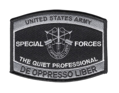 Special Forces Group Medic Red Cross Patch De Oppresso Liber